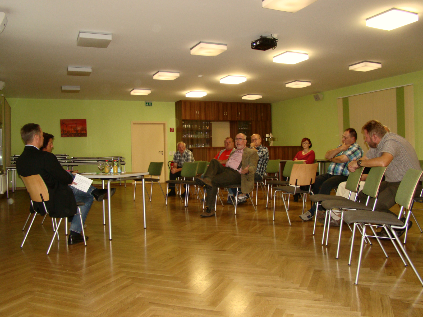 Rudolf Heller in der Diskussion 